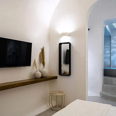 Villa Wonderful Santorini 1 Bedroom Gonia Astonishing Views Outdoor Jacuzzi *